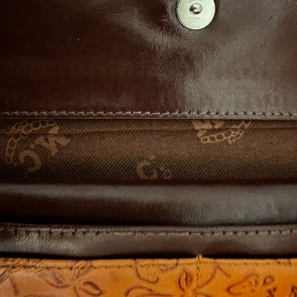 MC Embossed Leather Western Style Clutch Wallet  with silver tone center charm - Picture 3 of 5